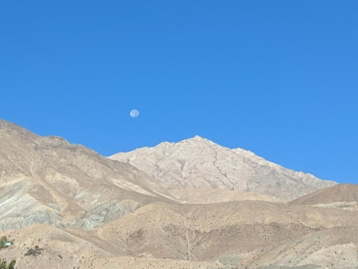 Hotel Royal Gasho Kargil Kültér fotó